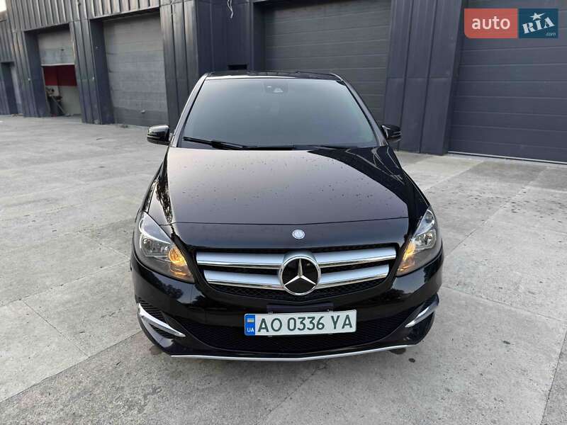 Mercedes-Benz B-Class 2015