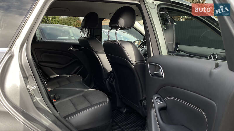 Хэтчбек Mercedes-Benz B-Class 2016 в Луцке