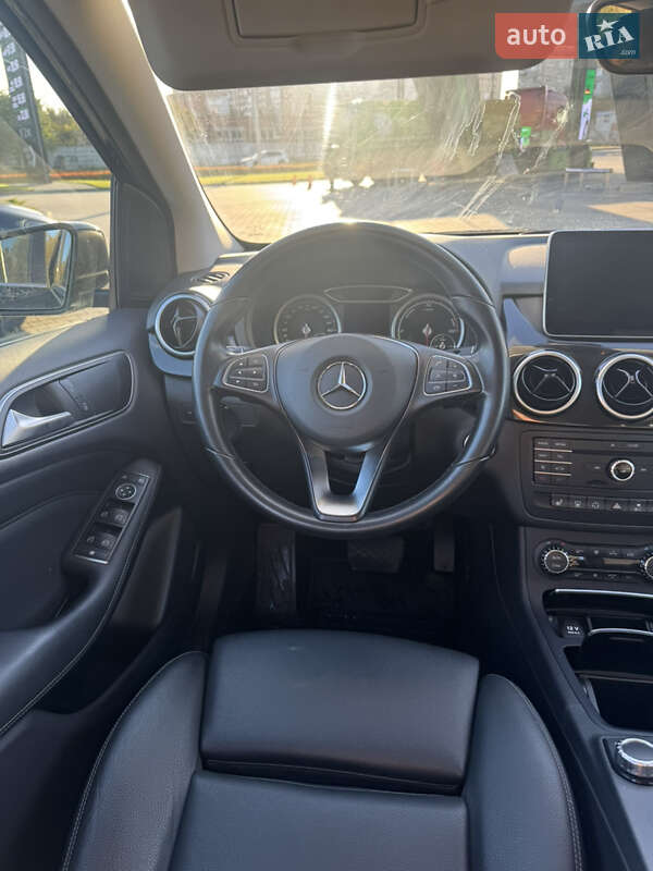 Хэтчбек Mercedes-Benz B-Class 2016 в Хмельницком