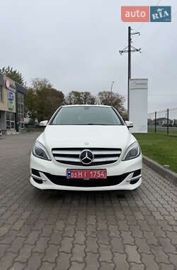 Хэтчбек Mercedes-Benz B-Class 2015 в 