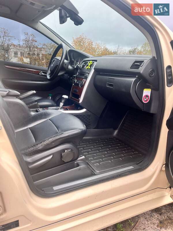 Хетчбек Mercedes-Benz B-Class 2010 в Миколаєві