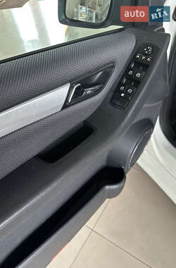 Хэтчбек Mercedes-Benz B-Class 2010 в 