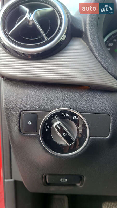 Хетчбек Mercedes-Benz B-Class 2016 в Тернополі фото 11 Хетчбек Mercedes-Benz B-Class 2016 в Тернополі