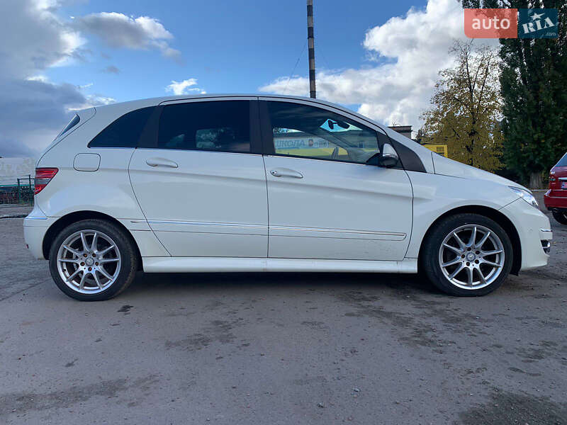 Хетчбек Mercedes-Benz B-Class 2010 в Києві