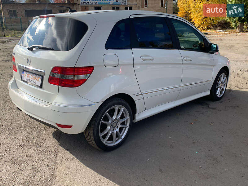 Хетчбек Mercedes-Benz B-Class 2010 в Києві
