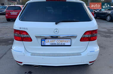 Хетчбек Mercedes-Benz B-Class 2010 в 