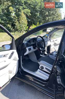 Хэтчбек Mercedes-Benz B-Class 2005 в 