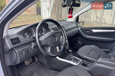 Хэтчбек Mercedes-Benz B-Class 2005 в 