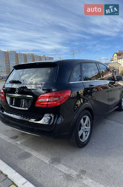 Хэтчбек Mercedes-Benz B-Class 2014 в 