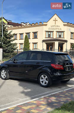 Хэтчбек Mercedes-Benz B-Class 2014 в 