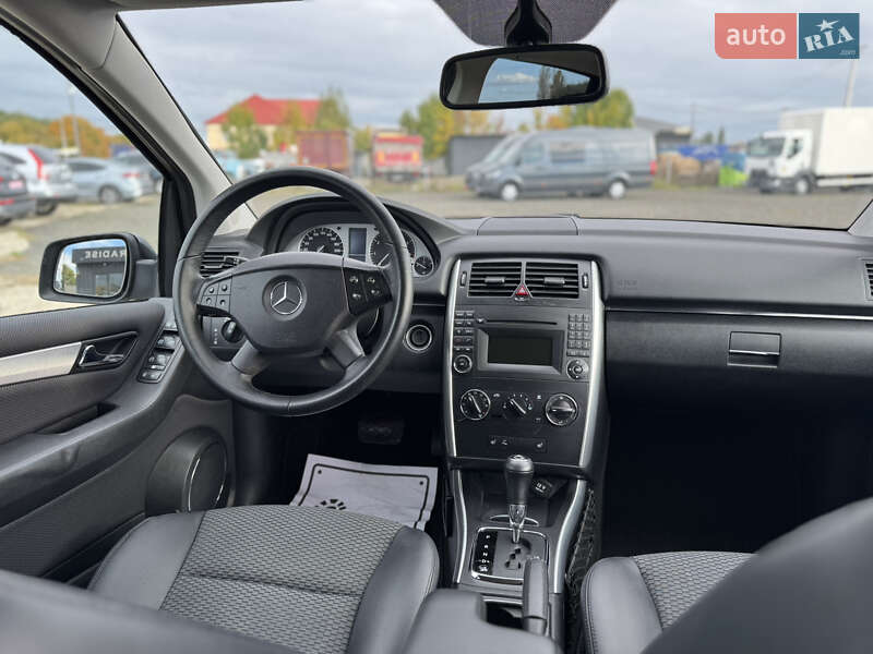 Хэтчбек Mercedes-Benz B-Class 2010 в Луцке фото 27 Хэтчбек Mercedes-Benz B-Class 2010 в Луцке
