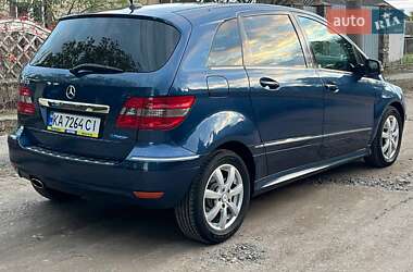 Хэтчбек Mercedes-Benz B-Class 2008 в 