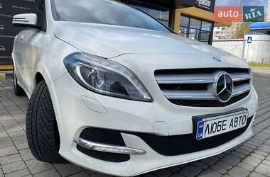 Хэтчбек Mercedes-Benz B-Class 2016 в 