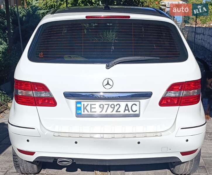 Хэтчбек Mercedes-Benz B-Class 2010 в Днепре