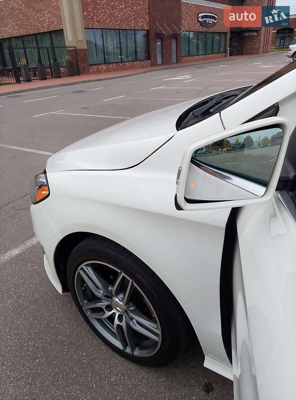 Хэтчбек Mercedes-Benz B-Class 2018 в Киеве