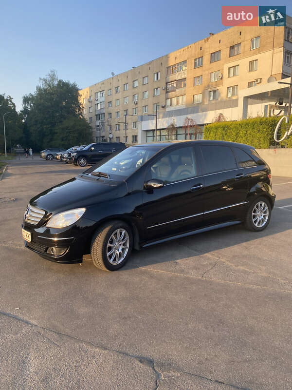 Хэтчбек Mercedes-Benz B-Class 2006 в Виннице