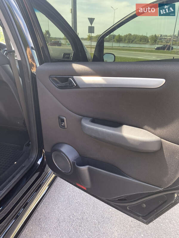 Хэтчбек Mercedes-Benz B-Class 2006 в Виннице