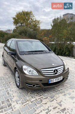 Хэтчбек Mercedes-Benz B-Class 2006 в 