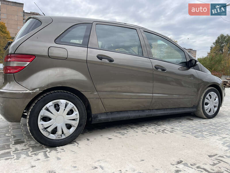 Хетчбек Mercedes-Benz B-Class 2006 в Тернополі фото 25 Хетчбек Mercedes-Benz B-Class 2006 в Тернополі