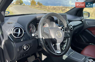 Хетчбек Mercedes-Benz B-Class 2015 в  фото 16 Хетчбек Mercedes-Benz B-Class 2015 в