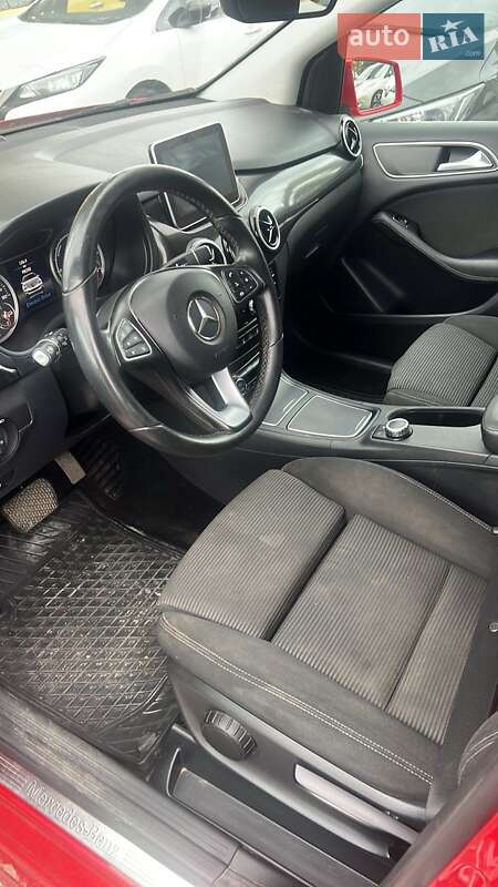 Хетчбек Mercedes-Benz B-Class 2016 в Одесі фото 9 Хетчбек Mercedes-Benz B-Class 2016 в Одесі