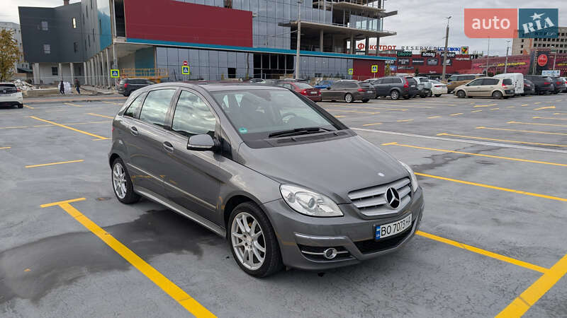 Хэтчбек Mercedes-Benz B-Class 2008 в Тернополе фото Хэтчбек Mercedes-Benz B-Class 2008 в Тернополе
