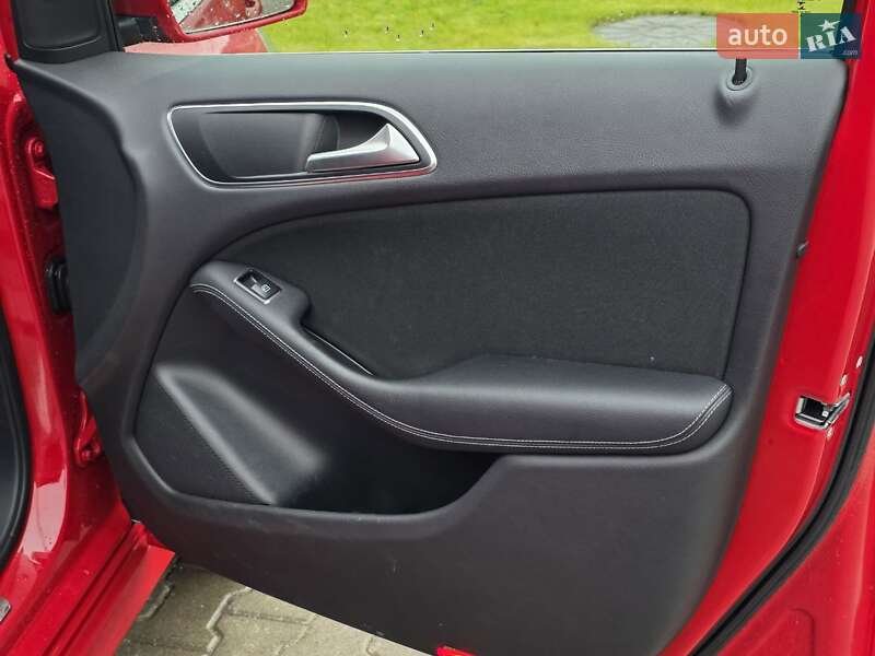 Хетчбек Mercedes-Benz B-Class 2017 в Тернополі