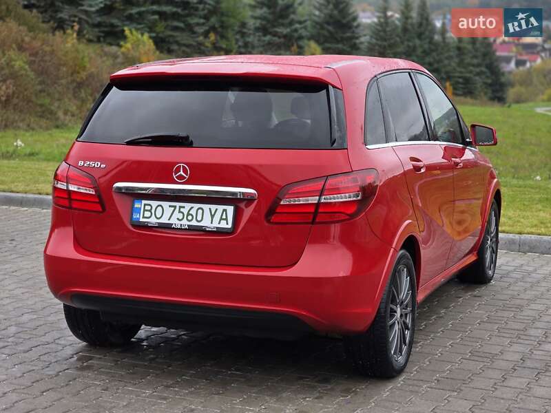 Хетчбек Mercedes-Benz B-Class 2017 в Тернополі