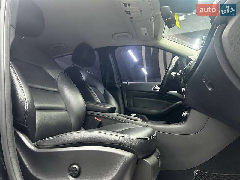 Хэтчбек Mercedes-Benz B-Class 2015 в Черновцах фото 7 Хэтчбек Mercedes-Benz B-Class 2015 в Черновцах