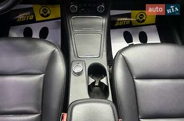 Хетчбек Mercedes-Benz B-Class 2015 в  фото 13 Хетчбек Mercedes-Benz B-Class 2015 в