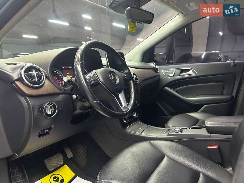 Хэтчбек Mercedes-Benz B-Class 2015 в Черновцах фото 21 Хэтчбек Mercedes-Benz B-Class 2015 в Черновцах