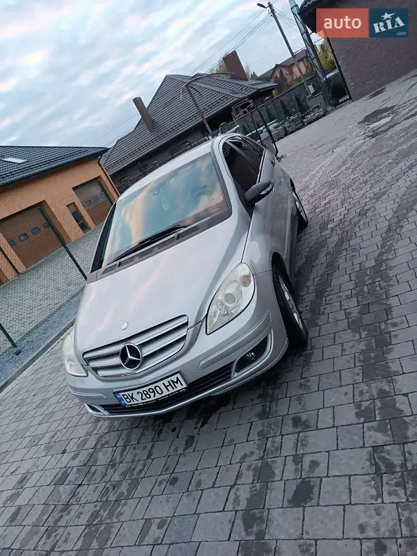 Mercedes-Benz B-Class