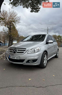Хэтчбек Mercedes-Benz B-Class 2009 в Кривом Роге