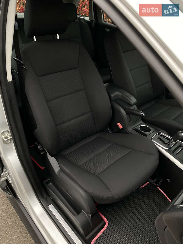 Хэтчбек Mercedes-Benz B-Class 2006 в Киеве фото 50 Хэтчбек Mercedes-Benz B-Class 2006 в Киеве