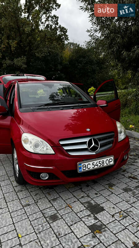 Хетчбек Mercedes-Benz B-Class 2011 в Львові фото 3 Хетчбек Mercedes-Benz B-Class 2011 в Львові