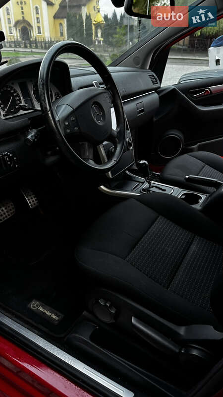 Хетчбек Mercedes-Benz B-Class 2011 в Львові фото 10 Хетчбек Mercedes-Benz B-Class 2011 в Львові