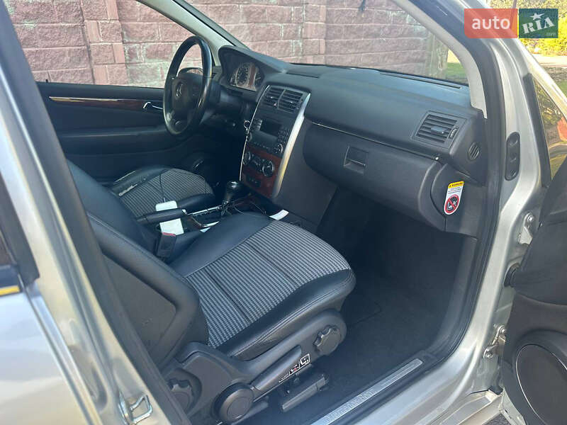 Хэтчбек Mercedes-Benz B-Class 2006 в Ровно фото 9 Хэтчбек Mercedes-Benz B-Class 2006 в Ровно