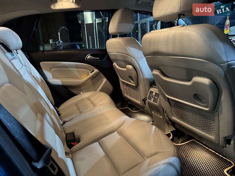 Хетчбек Mercedes-Benz B-Class 2014 в Полтаві фото 11 Хетчбек Mercedes-Benz B-Class 2014 в Полтаві