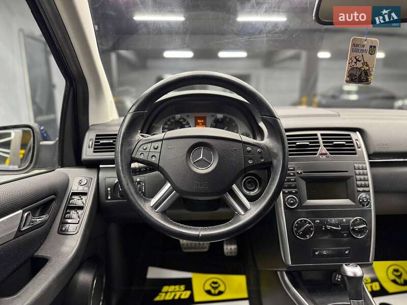 Хетчбек Mercedes-Benz B-Class 2010 в Чернівцях фото 12 Хетчбек Mercedes-Benz B-Class 2010 в Чернівцях