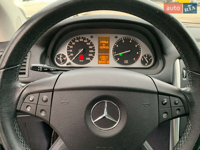 Хетчбек Mercedes-Benz B-Class 2010 в Києві фото 20 Хетчбек Mercedes-Benz B-Class 2010 в Києві