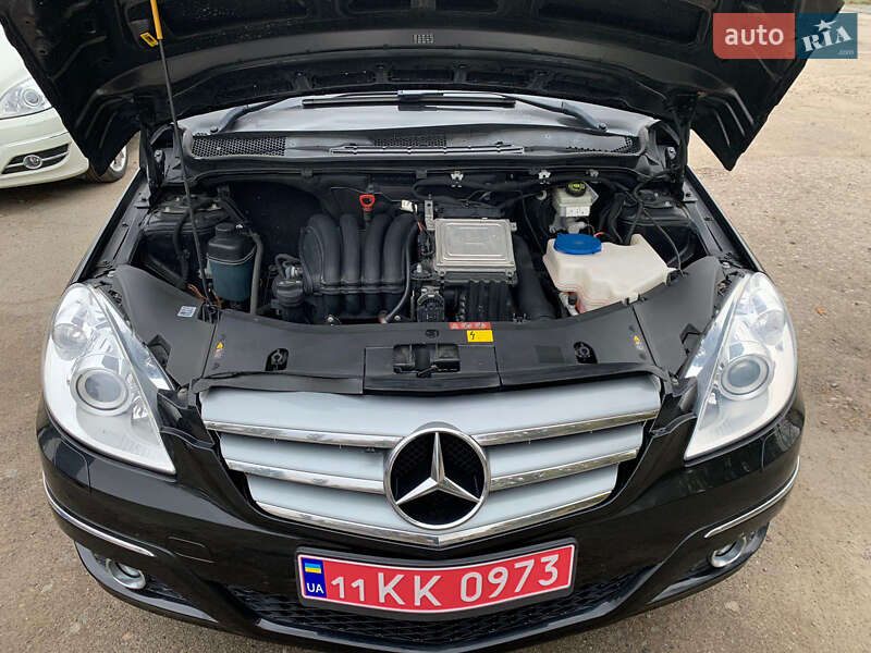 Хетчбек Mercedes-Benz B-Class 2010 в Києві фото 38 Хетчбек Mercedes-Benz B-Class 2010 в Києві