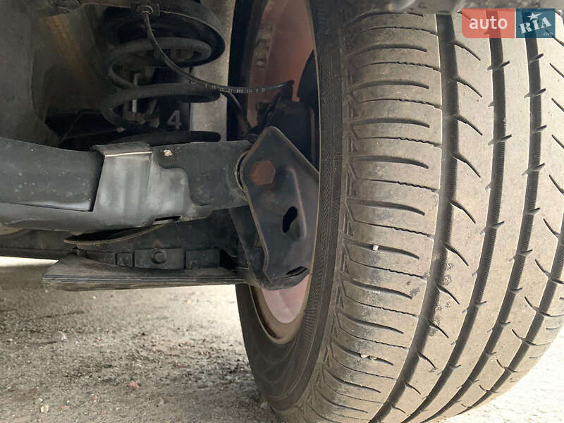 Хетчбек Mercedes-Benz B-Class 2010 в Києві фото 40 Хетчбек Mercedes-Benz B-Class 2010 в Києві