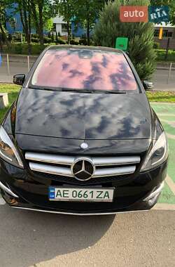 Хетчбек Mercedes-Benz B-Class 2014 в Дніпрі Хетчбек Mercedes-Benz B-Class 2014 в Дніпрі