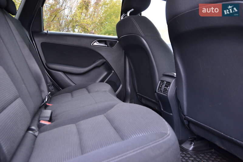 Хэтчбек Mercedes-Benz B-Class 2015 в Луцке