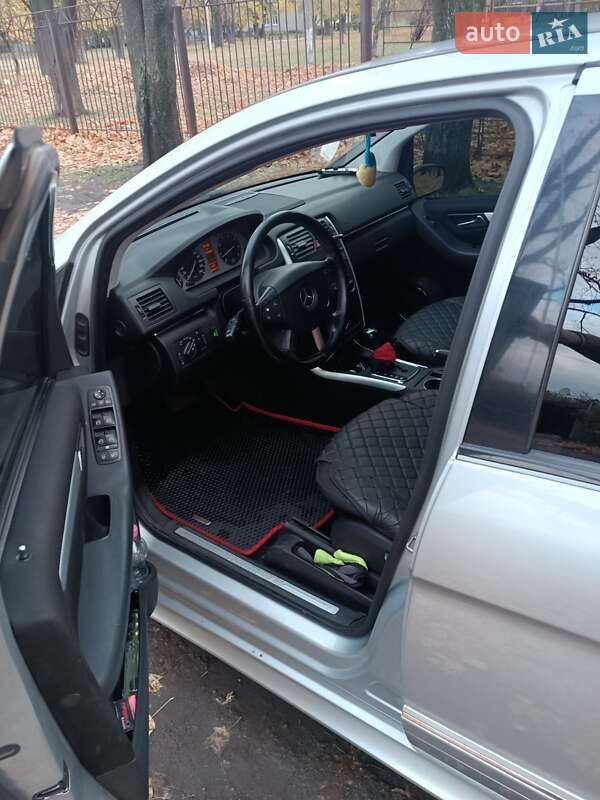 Хэтчбек Mercedes-Benz B-Class 2005 в Першотравенске фото 8 Хэтчбек Mercedes-Benz B-Class 2005 в Першотравенске