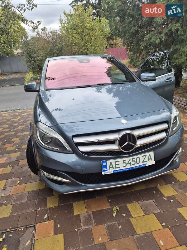 Хэтчбек Mercedes-Benz B-Class 2015 в Днепре фото 7 Хэтчбек Mercedes-Benz B-Class 2015 в Днепре
