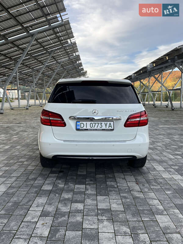 Хэтчбек Mercedes-Benz B-Class 2015 в Львове фото 8 Хэтчбек Mercedes-Benz B-Class 2015 в Львове