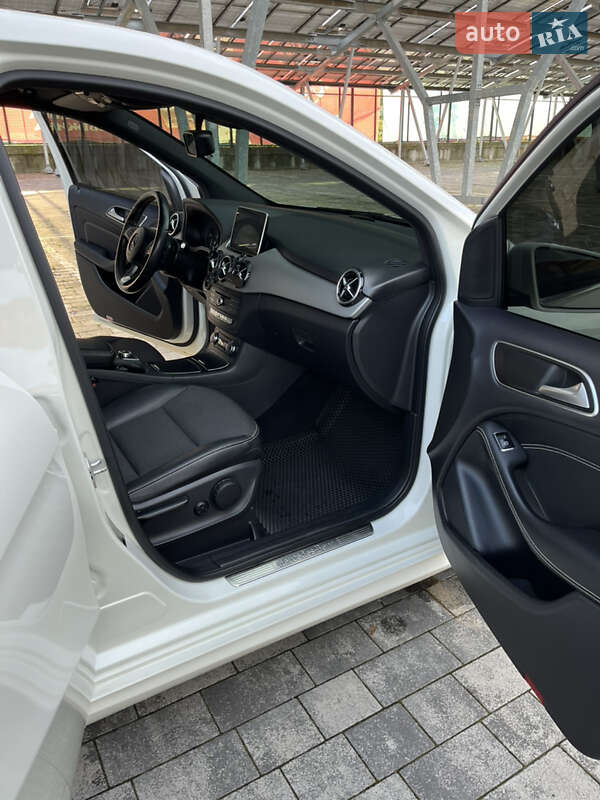 Хэтчбек Mercedes-Benz B-Class 2015 в Львове фото 17 Хэтчбек Mercedes-Benz B-Class 2015 в Львове
