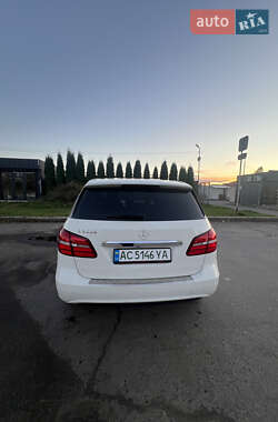 Хэтчбек Mercedes-Benz B-Class 2015 в 