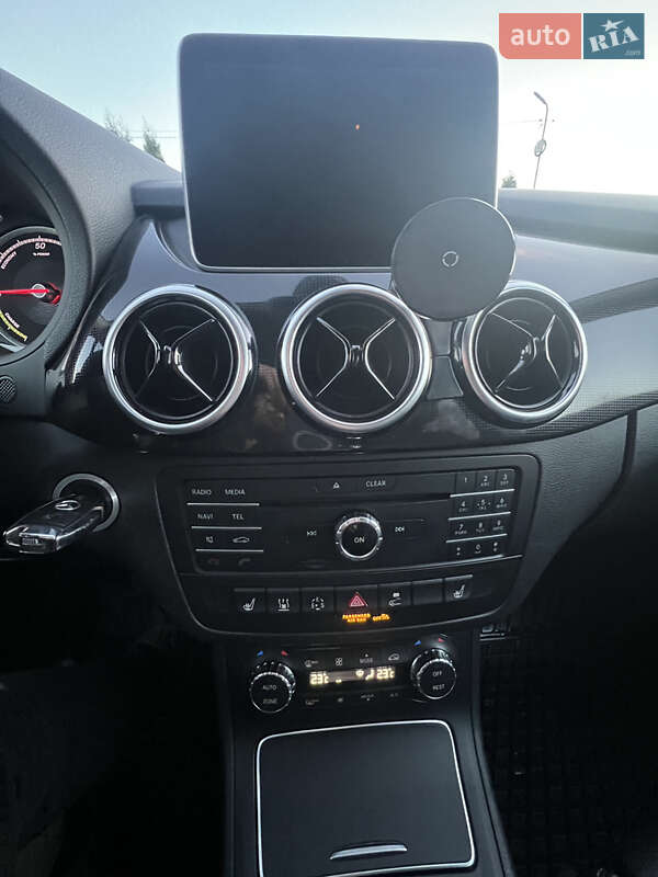 Хетчбек Mercedes-Benz B-Class 2015 в Луцьку фото 9 Хетчбек Mercedes-Benz B-Class 2015 в Луцьку